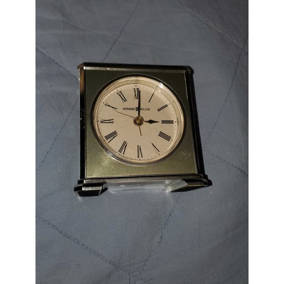 Vintage Howard Miller Gold Battery Operated Alarm Clock Tested